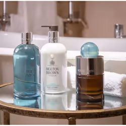 Molton Brown Coastal Cypress & Sea Fennel Body Lotion 300 ml Femmes