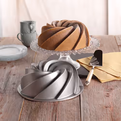 Nordic Ware 80637 moule a gâteaux