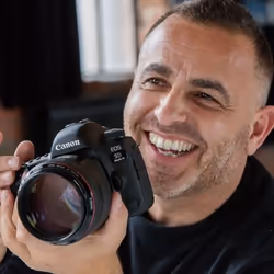 Canon EOS 5D Mark IV Boîtier d'appareil-photo SLR 30,4 MP CMOS 6720 x 4480 pixels Noir - Vue supplémentaire 7