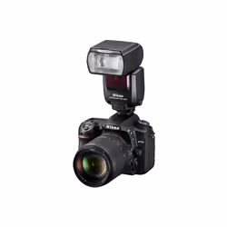 Nikon D7500 + AF-S DX NIKKOR 18-140 VR Kit d'appareil-photo SLR 20,9 MP CMOS 5568 x 3712 pixels Noir - Vue supplémentaire 4