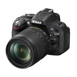 Nikon D5200 + AF-S DX NIKKOR 18-105mm Kit d'appareil-photo SLR 24,1 MP CMOS 6000 x 4000 pixels Noir