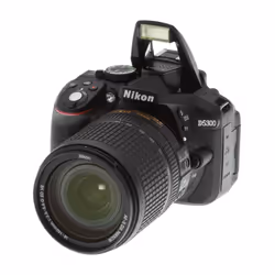 Nikon D5300 + AF-S DX NIKKOR 18-140mm VR, 24,2 MP, 6000 x 4000 pixels, CMOS, 7,8x, Full HD, Noir