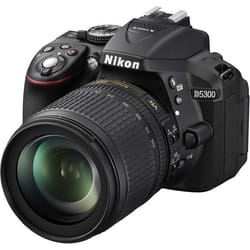 Nikon D5300 + AF-S DX NIKKOR 18-105mm Kit d'appareil-photo SLR 24,2 MP CMOS 6000 x 4000 pixels Noir