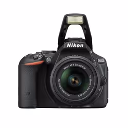 Nikon D5500 + AF-S DX 18-105 VR Kit d'appareil-photo SLR 24,2 MP CMOS 6000 x 4000 pixels Noir
