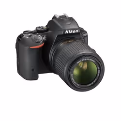Nikon D5500 + AF-S DX 18-105 VR Kit d'appareil-photo SLR 24,2 MP CMOS 6000 x 4000 pixels Noir