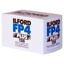 Ilford 1649651 pellicule noir et blanc 36 clichés