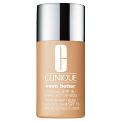Clinique Even Better Fond de Teint Éclat Correction Teint SPF15 30 ml - Teinte : CN 74 Beige (M)