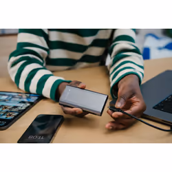 Verbatim TurboMetal SSD USB4 4TB 4 To USB Type-C USB4 Gen 2x2 Argent - Vue supplémentaire 3