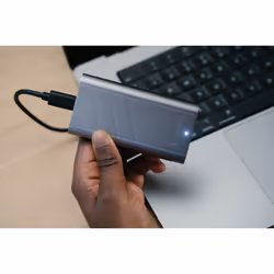 Verbatim TurboMetal SSD USB4 4TB 4 To USB Type-C USB4 Gen 2x2 Argent - Vue supplémentaire 4