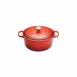 Le Creuset Signature