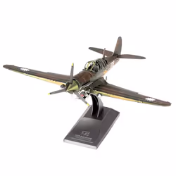 Metal Earth P-40 Warhawk Modèle réduit d’aéronef à aile fixe Kit de montage