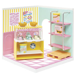 MGA's Miniverse Spaces Starter Pack- Ice Cream