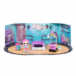 L.O.L. Surprise! Furniture - Roller Rink with Roller Sk8er