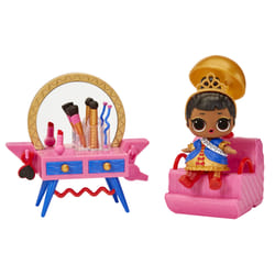 L.O.L. Surprise! Furniture Playset with Doll - Her Majesty + Beauty Booth