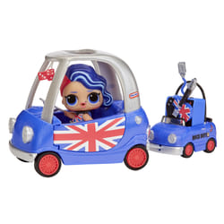 L.O.L. Surprise! Furniture Playset with Doll - Cheeky Babe + Lil Music Tour
