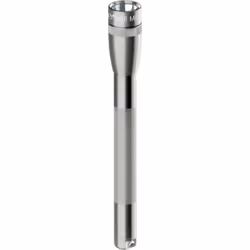 enquête Autonomie 2,5 h Portée 31 m Norme ANSI FL1 description Mag-Lite® - La torche originale venue tout droit des Etats-Uni ...