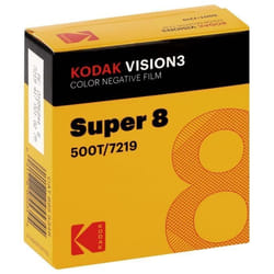 Film cinéma couleur KODAK VISION3 500T Format Super 8 - Longueur 1525m