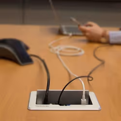 StarTech.com Boîtier de connexion pour table de réunion - HDMI / VGA / Mini DP vers sortie HDMI avec port USB à charge rapide - Vue supplémentaire 5