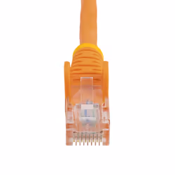 StarTech.com Câble réseau Cat5e sans crochet de 10 m - Orange - Vue supplémentaire 4