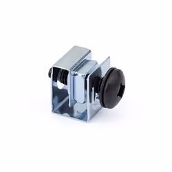 StarTech.com Vis et écrous clip 10-32 pour rack serveur - Paquet de 50 - Vue supplémentaire 5