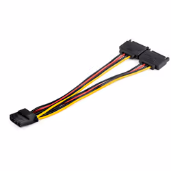 StarTech.com Répartiteur d'adaptateur alimentation SATA vers LP4 - Câble LP4 à 4 broches vers Y double périphérique SATA - Ga ...