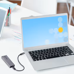 StarTech.com Boîtier Externe SSD M.2 NVMe/SATA - Boîtier Disque Dur SSD M.2 PCIe/SATA - Boîtier SSD M.2 - Boîtier pour SSD M.2 avec Câbles Hôtes USB-C et USB A - Boîtier M.2 NVMe Compatible 2230/2242/2260/2280 - Vue supplémentaire 9