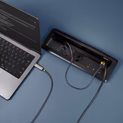 StarTech.com Câble USB-C vers HDMI 2.0 Optique Actif (AOC) de 9,15m, 4K 60Hz, Classé CL3, Câble Optique Actif, Câble Adaptateur USB Type-C vers HDMI Unidirectionnel - Vue supplémentaire 9
