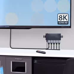StarTech.com Switch HDMI 8K à 4 ports - Switch HDMI 2.1 4K 120Hz HDR10+, 8K 60Hz UHD - Commutateur/Switch HDMI 4 In 1 Out - Commutation de Source Auto/Manuelle - Adaptateur d'Alimentation et Télécommande Inclus - Vue supplémentaire 7