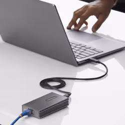 StarTech.com USB4-10GBE-ETHERNET carte réseau 40000 Mbit/s - Vue supplémentaire 5