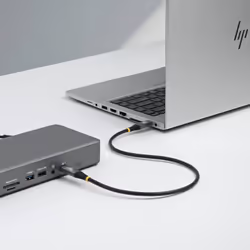 StarTech.com Câble USB4 de 50cm, 80 Gbit/s, Câble USB-C Certifié USB-IF, 240 W PD, 8K 120 Hz/4K 240 Hz DP2.1 DP80, Gaine en TPE, Compatible Thunderbolt 4 - Cordon USB-C Noir - Vue supplémentaire 6