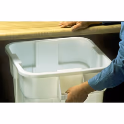 Rubbermaid BRUTE 3526 106 L Carré Polyéthylène à basse densité linéaire Rouge