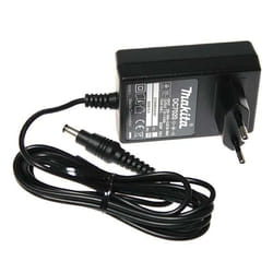 Makita DC7020 Chargeur de batterie