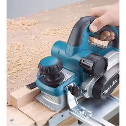 Rabot électrique Makita KP0810CJ