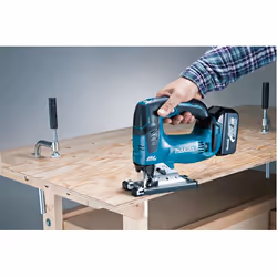 Makita DJV182Z scie sauteuse 2,6 kg