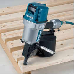 Cloueuse pneumatique Makita AN960