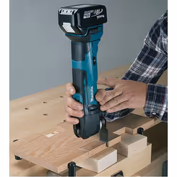 Outil Multi-fonction Makita DTM51Z; 18 V (sans batterie et chargeur)