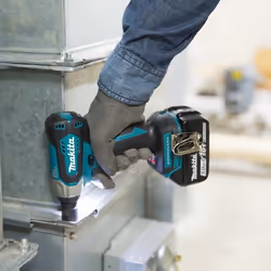 Clé à chocs Makita DTW180RTJ; 18 V; 2x5,0 Ah accu.