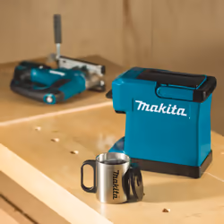 Makita DCM501Z machine à café