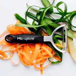Microplane 48081 Éplucheur Fruits et légumes Éplucheur droit Noir, Acier inoxydable