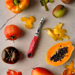 Microplane 48192 Éplucheur Fruits et légumes Eplucheur en Y Rouge, Acier inoxydable