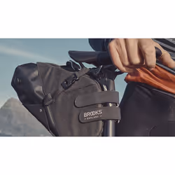 Brooks Scape Selle Sacoche pour bicyclette 8 L Aluminium, Tissu, Nylon, Plastique Noir - Vue supplémentaire 7