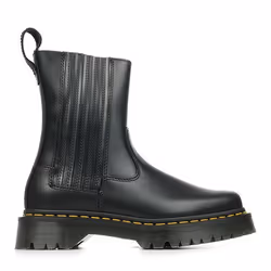 Dr. Martens modèle Amaayah Lo Noir