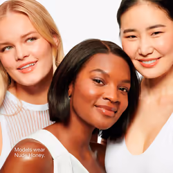 Clinique Almost Lipstick 1,9 g 02 Nude Honey Brillant - Vue supplémentaire 3