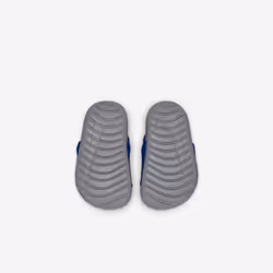 Nike BV1094-400 21