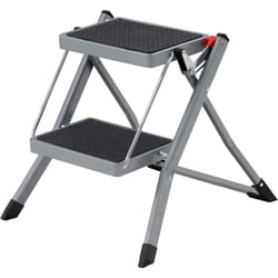 Songmics - Escabeau à 2 marches, Marche-pieds pliable, largeur de marche 20 cm, caoutchouc antidérapant, avec poignée, charge 150 kg, en acier, Gris