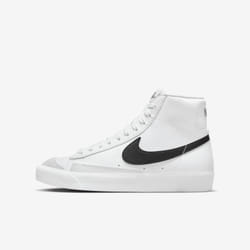 Nike DA4086-100 Chaussure d'athlétisme 35.5