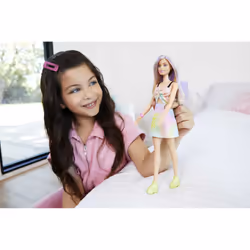 Barbie Fashionistas HBV22 poupée