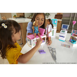 Barbie HFT68 poupée