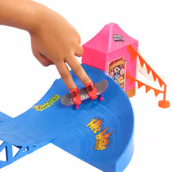 Hot Wheels Action HGT95 jouet et jeu d'éveil/d'adresse Ensemble de touches