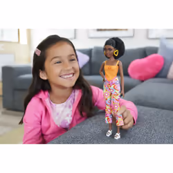 Barbie Fashionistas HJR97 poupée